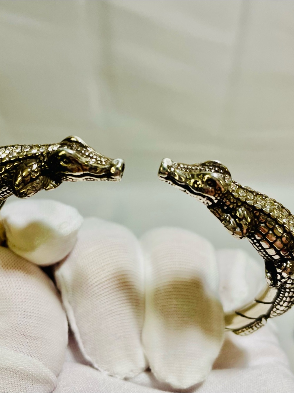 Brighton “Later Gator” Collection - 2 Kissing Gators & Clapper Style Bracelet - Picture 8 of 16